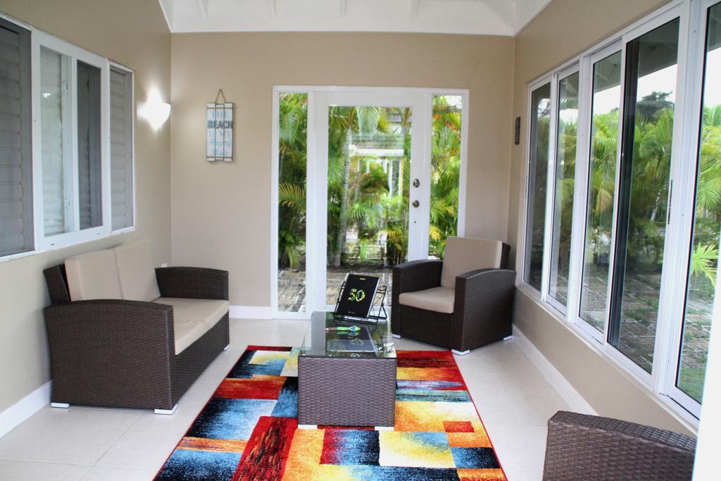 Villa @ The Palms Priory 外观 照片