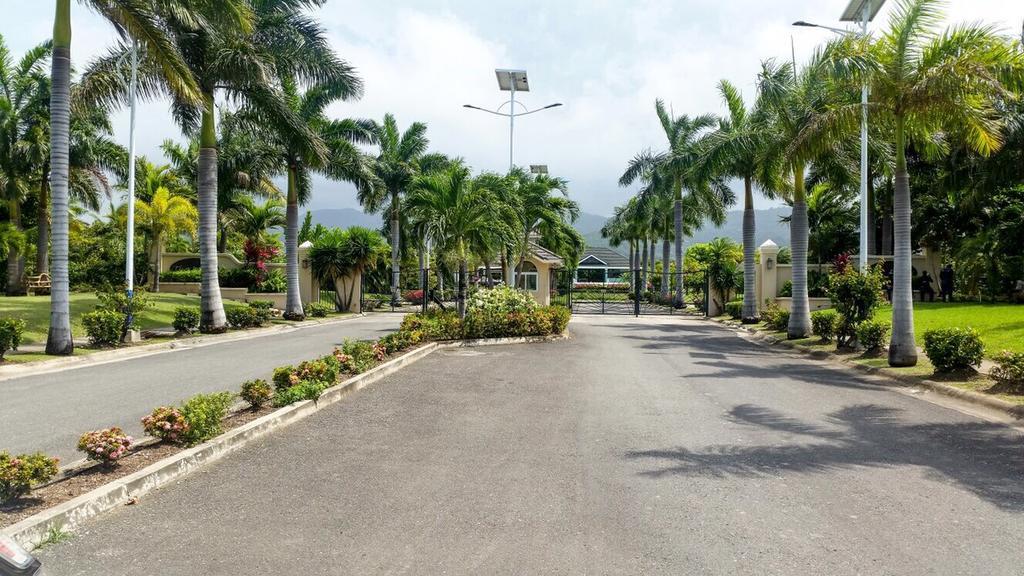 Villa @ The Palms Priory 外观 照片
